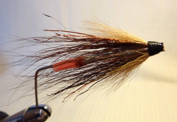 Nr 31 Brun Kort Brun/vit Bucktail Brunt glitter